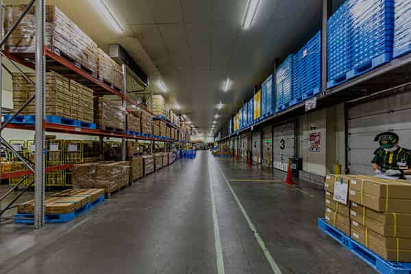 4温度対応物流センター